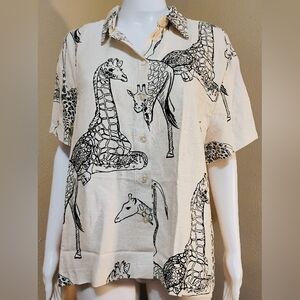 Jane & Delancey Giraffe Print Button-Up Shirt